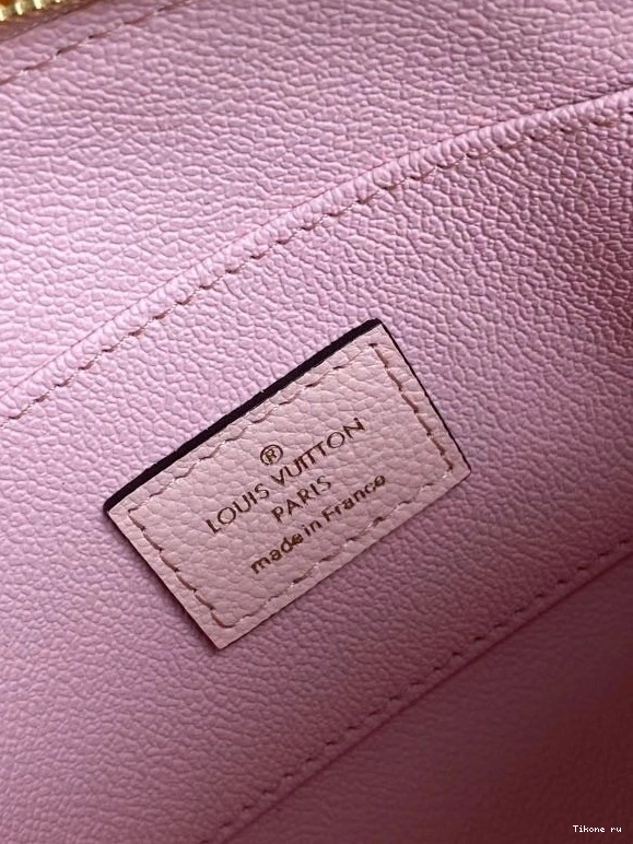 Affordable COSMETIC POUCH LOUIS VUITTON 0822